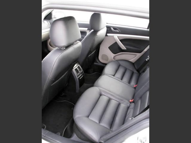 Scoda Octavia (2).jpg